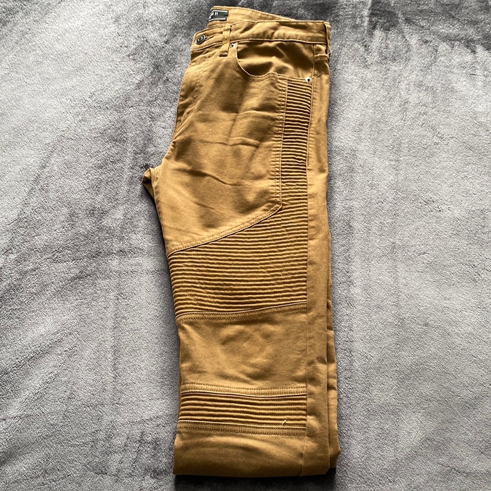 Forever 21 kaki coloured jeans